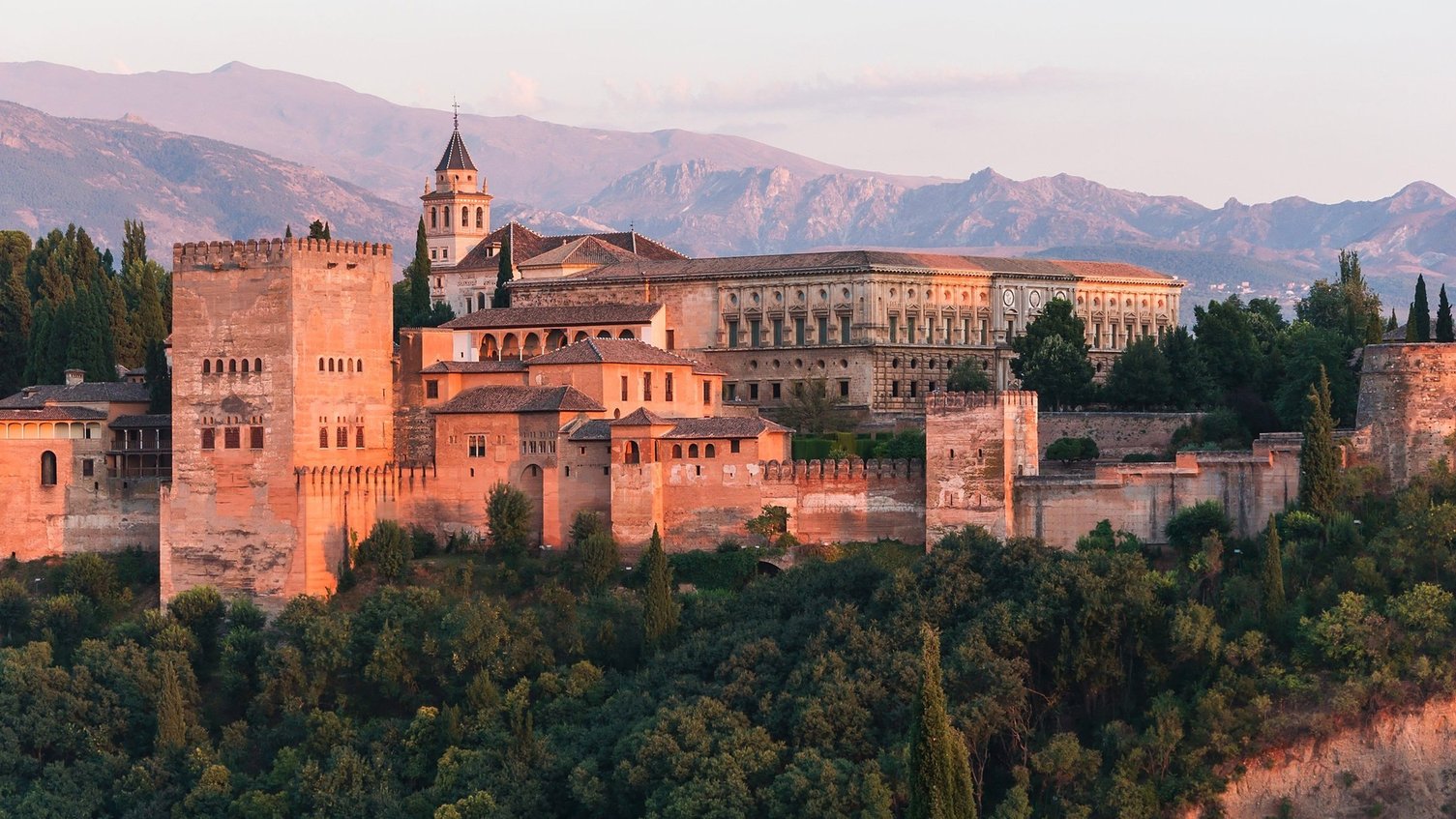 Alhambra (Spain, 1238)